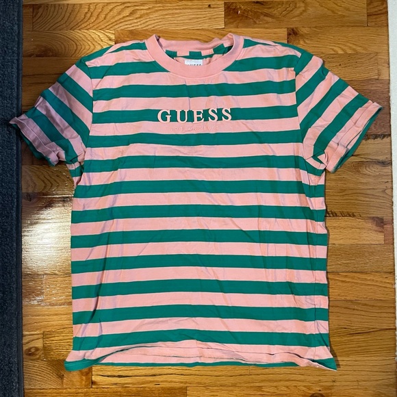 Guess T Shirt - Picture 1 of 3
